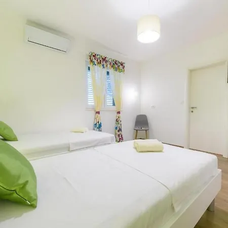 Luxury Vision Vila Mravince